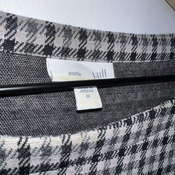J Jill Womens Medium Houndstooth Ponte Knit Top 3/4 Sleeve Gray Black Stretch - Picture 4 of 6